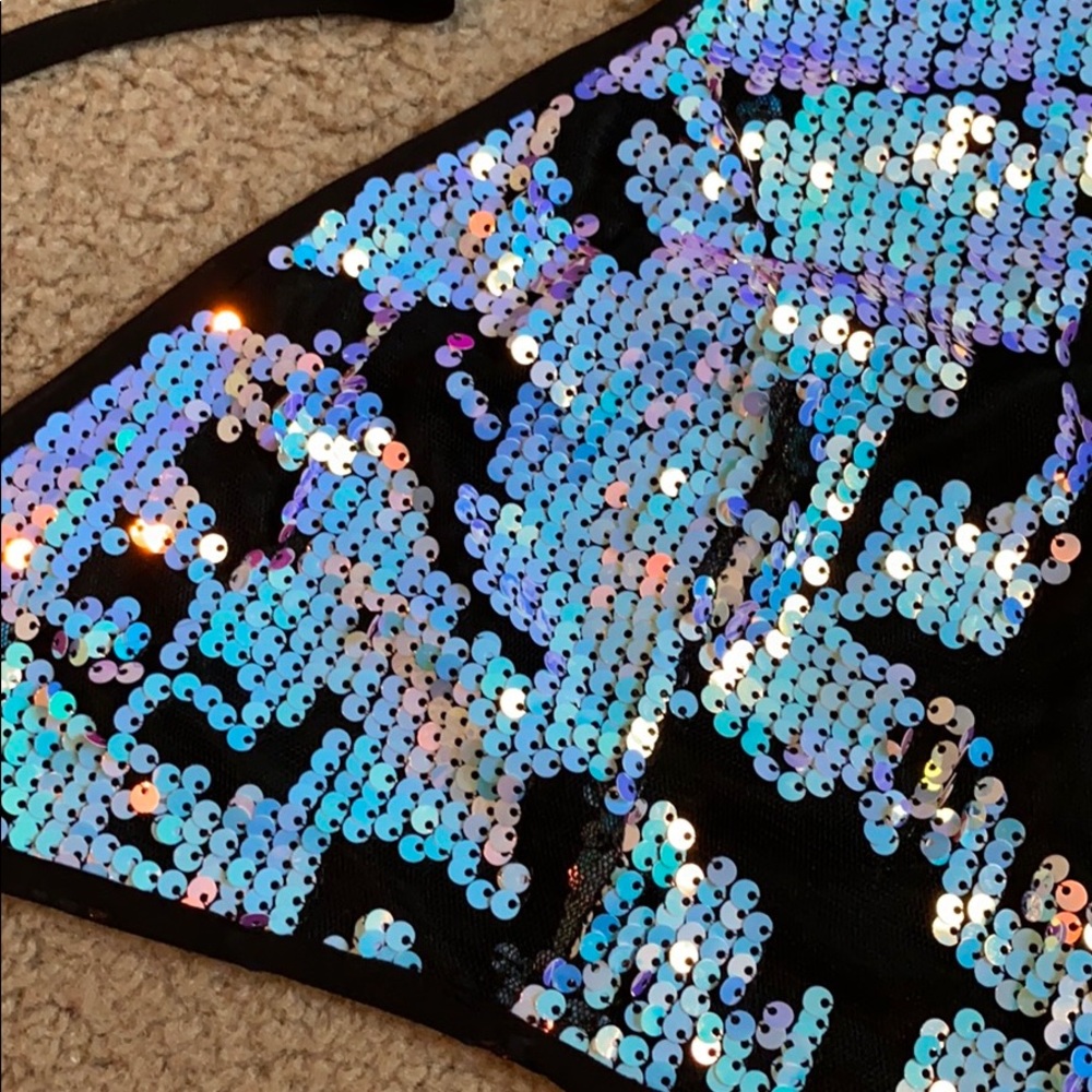 Sequin Halter - Picture 2 of 4